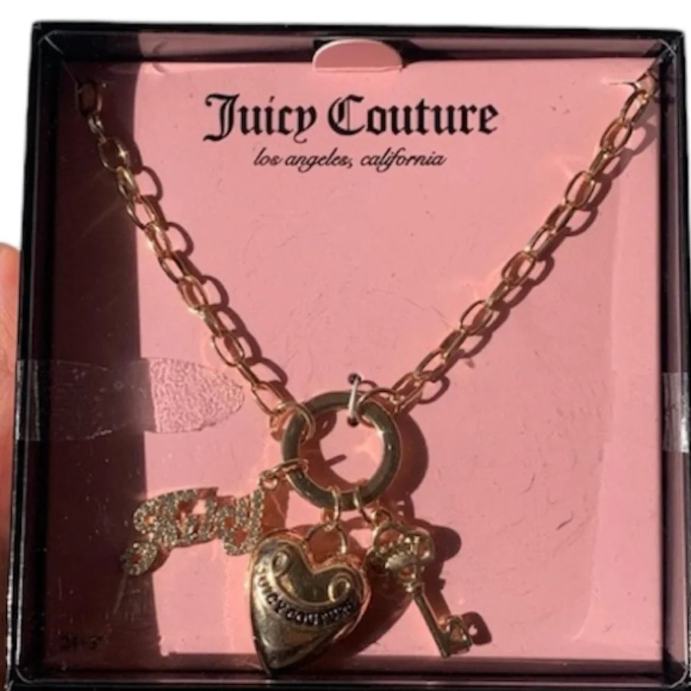 Juicy Couture goldtone puff heart key juicy crystal charm toggle necklaceNIB NWT - Picture 4 of 8